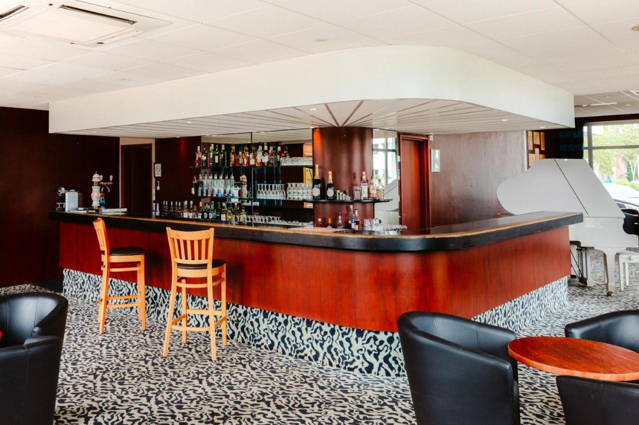 Mercure Nevers Pont De Loire Екстериор снимка