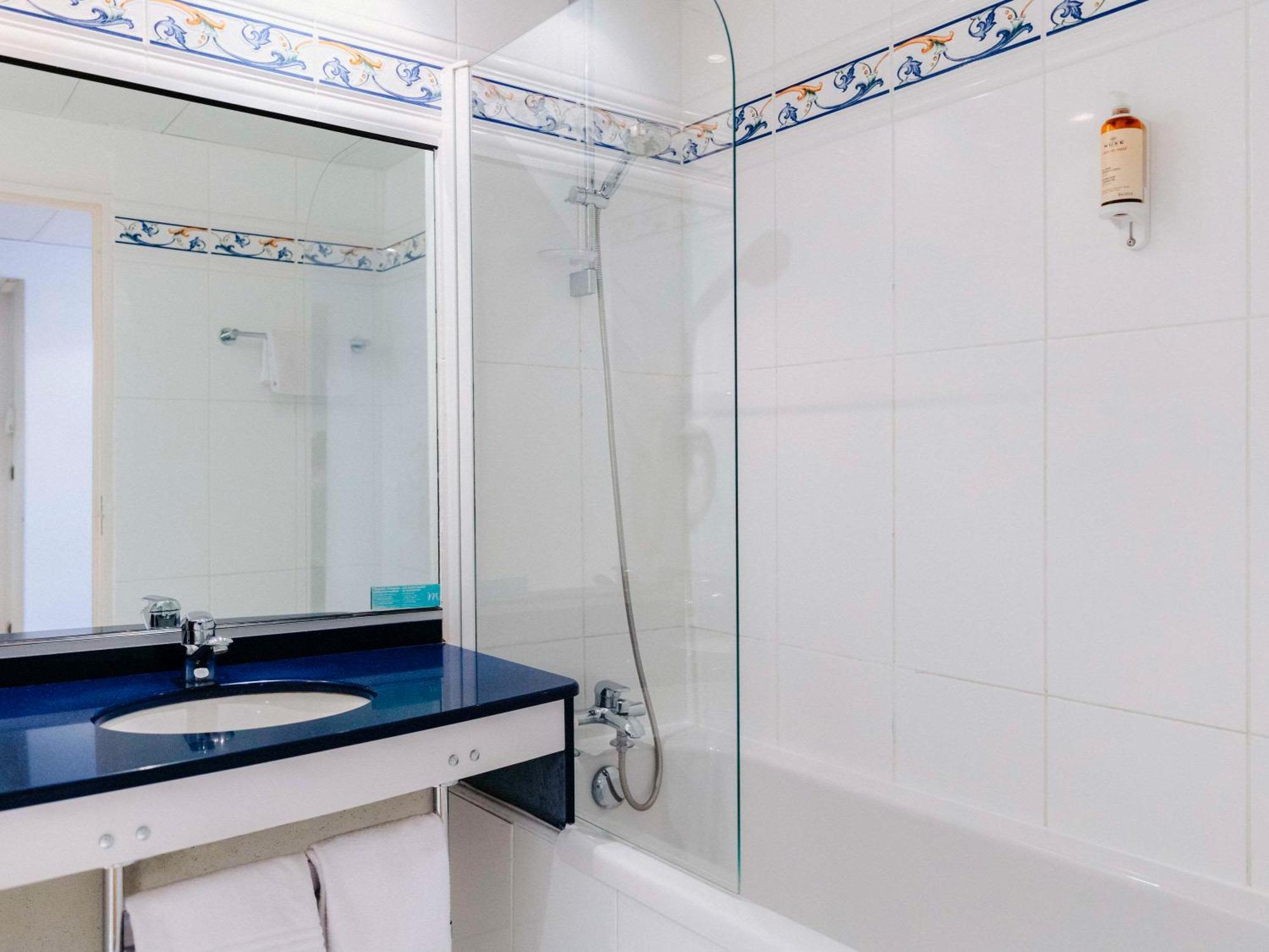 Mercure Nevers Pont De Loire Екстериор снимка