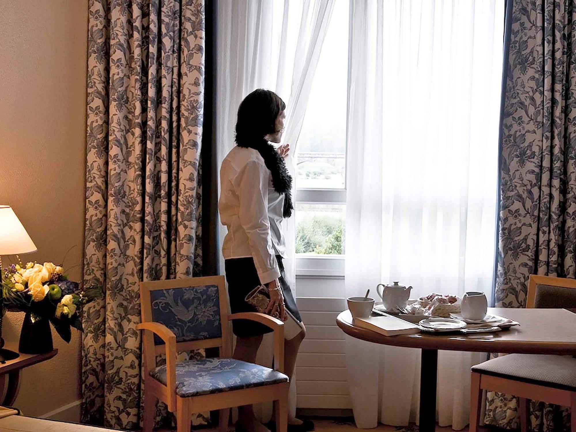 Mercure Nevers Pont De Loire Екстериор снимка